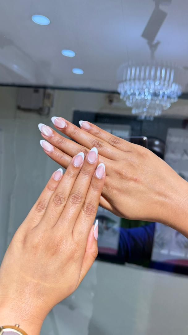 French Nails
